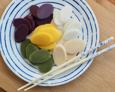 Kore Gıda, pirinç keki Bar beş renk