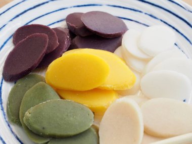 Kore Gıda, pirinç keki Bar beş renk