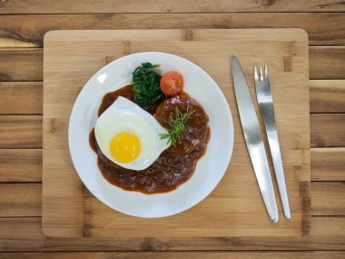 Japon tarzı hamburger biftek