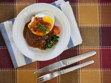 Japon tarzı hamburger biftek