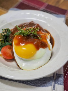 Japon tarzı hamburger biftek