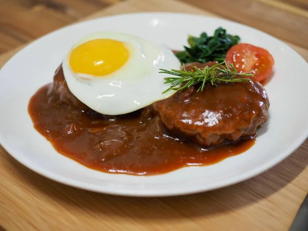 Japon tarzı hamburger biftek