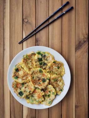 Korece tarzı gözleme, sebze, köfte