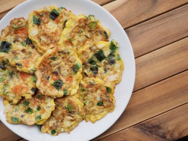 Korece tarzı gözleme, sebze, köfte