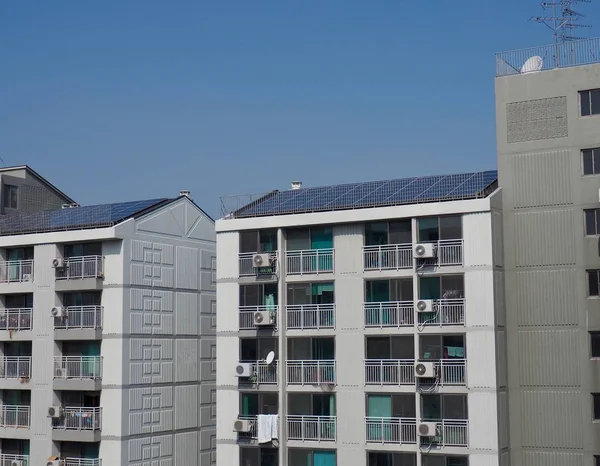 Appartement Corée Sud Avec Panneaux Solaires — Photo