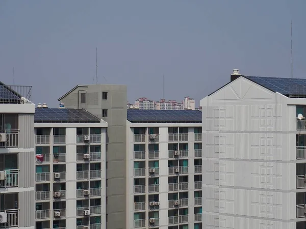 Apartamento Corea Del Sur Con Paneles Solares — Foto de Stock