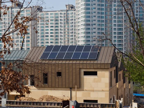 Apartamento Corea Del Sur Con Paneles Solares — Foto de Stock