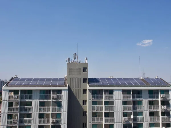Appartamento Corea Del Sud Con Pannelli Solari — Foto Stock