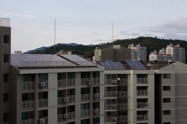 Apartamento Coreia Sul Com Painéis Solares — Fotografia de Stock