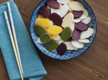 Kore Gıda, pirinç keki Bar beş renk