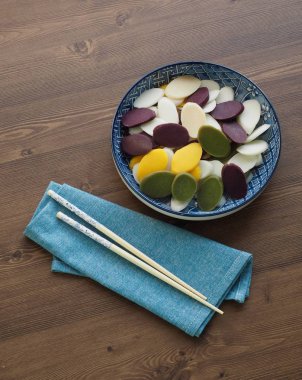 Kore Gıda, pirinç keki Bar beş renk