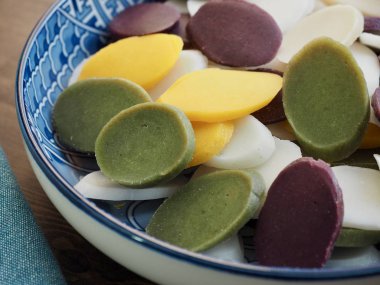 Kore Gıda, pirinç keki Bar beş renk