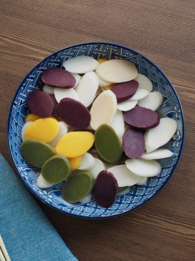 Kore Gıda, pirinç keki Bar beş renk