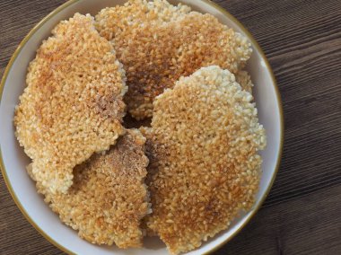 Kore yemeği Nurungji, çıtır pirinç kabuğu.