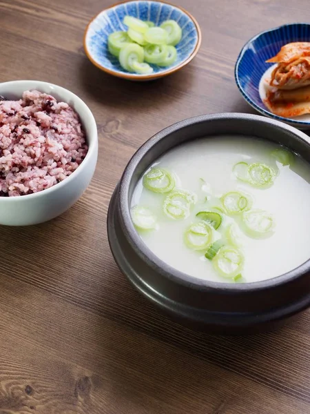 Korean food beef leg bone soup