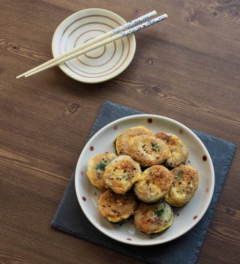 Kore yemeği ızgara kimbob yumurta