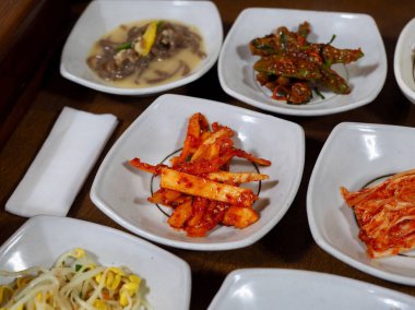  Kore yan yemekler bellflower kök, dorajimuchim