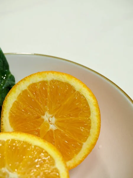 Orange Spinach Ceramic Bowl — Stock Photo, Image