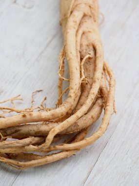 Kore yemeği taze Ginseng, susam