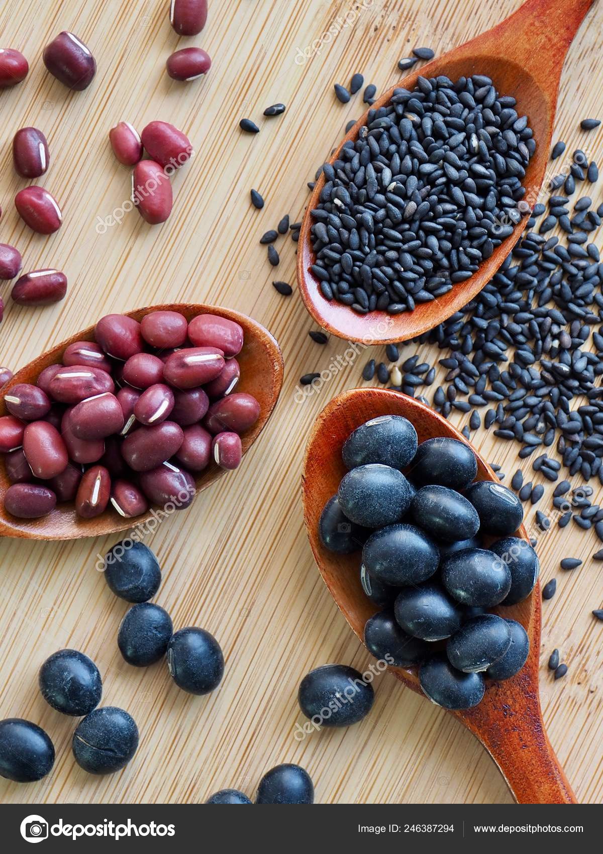 Red Beans Black Beans Black Sesame — Stock Photo © hssbb79 246387294