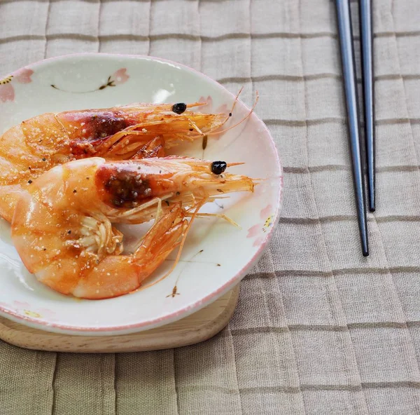 Κινέζικο Φαγητό Στη Σχάρα Γαρίδες — Φωτογραφία Αρχείου
