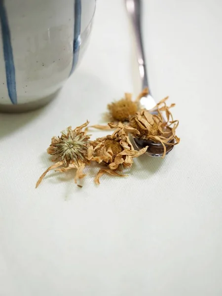 Asian herbal tea, Chrysanthemum tea