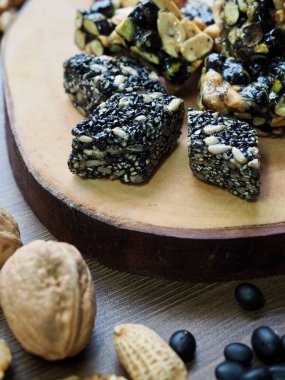 Kore geleneksel tatlılar ve kurabiye ve Fındık Mix, gangjeong, Yakgwa, Bal Çerez 