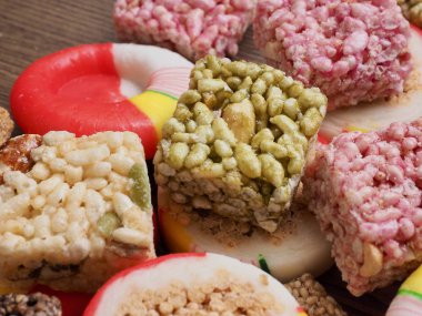 Kore geleneksel tatlılar ve kurabiye, Kore şeker, gangjeong