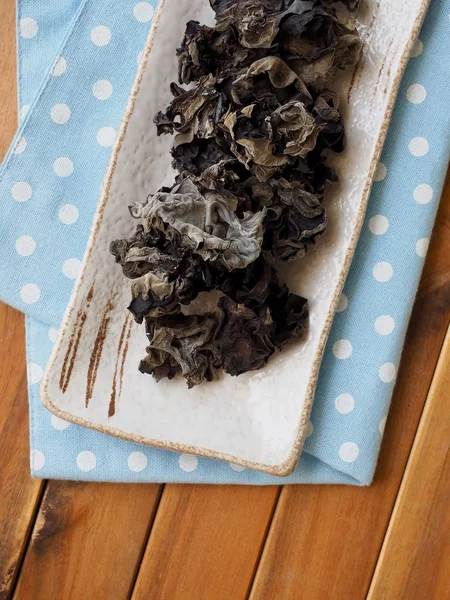 Asya gıda Kurutulmuş ağaç kulak mantarı, Macerate ağaç kulak mantarı