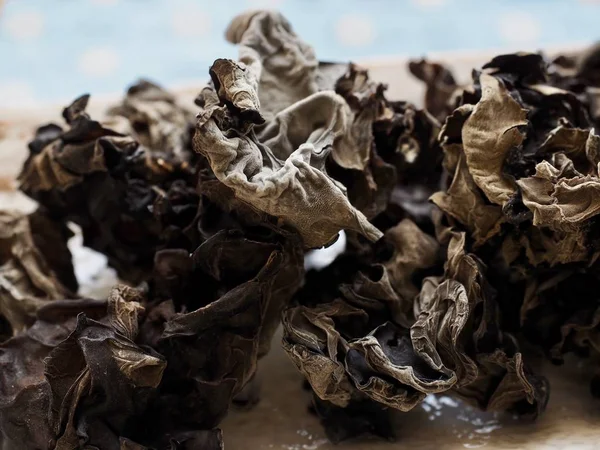 Asya gıda Kurutulmuş ağaç kulak mantarı, Macerate ağaç kulak mantarı