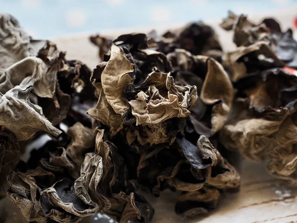 Asya gıda Kurutulmuş ağaç kulak mantarı, Macerate ağaç kulak mantarı