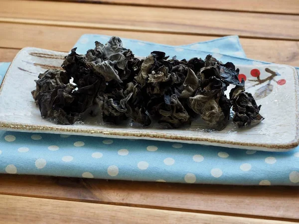 Asya gıda Kurutulmuş ağaç kulak mantarı, Macerate ağaç kulak mantarı