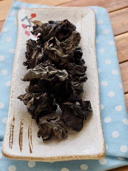 Asya gıda Kurutulmuş ağaç kulak mantarı, Macerate ağaç kulak mantarı