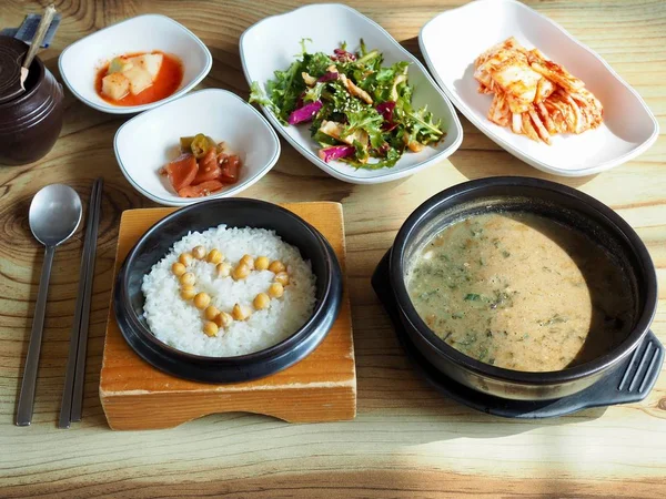 Comida Coreana Sopa Loach Chueo Tang — Foto de Stock