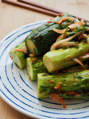 Kore yemeği doldurulmuş salatalık turşusu, salatalık turşusu, salatalık turşusu, Oi-so-bagi
