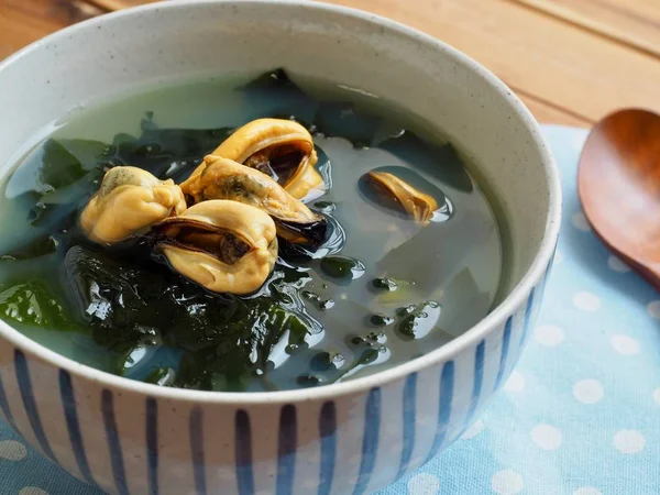 Comida Coreana Mejillones Sopa Algas — Foto de Stock