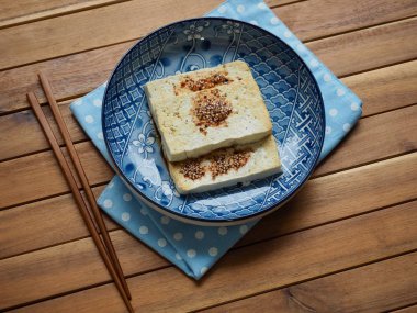 Asya gıda ızgara tofu ve soya sosu