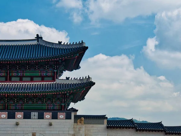 Korean traditional building Gwanghwamun, Korean culture