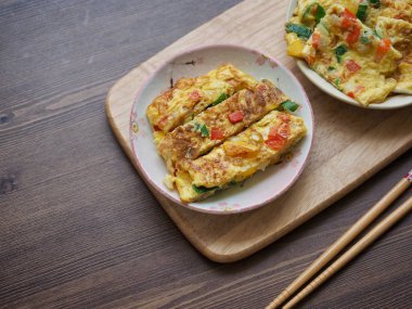 Asya yemeği Çin böreği, Tamago yaki