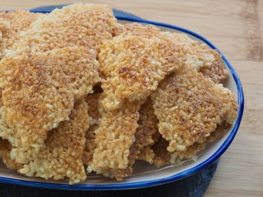 Kore yemeği Nurungji, çıtır pirinç kabuğu.