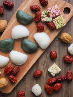 Kore yemeği Songpyeon, yarı moon şeklinde pirinç keki, Rüzgar tteok