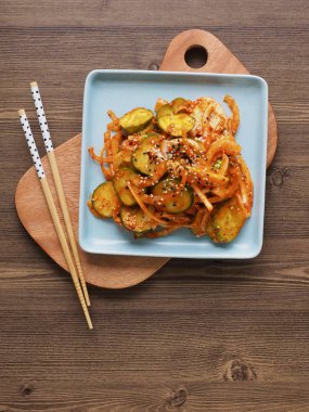 Kore yemeği salatalık sebzesi, sebzeli salatalık.