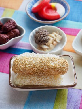 Kore geleneksel tatlılar ve kurabiyeler, , yugwa, glutinous pirinç kek, gangjeong, Jujube, şeker, pirinç kek