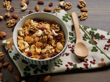 Kore yemekleri Ispanak ve fasulye filizi Soya Ezmesi Çorbası