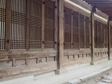 Kore Geleneksel Hanok Kapısı, Ahşap kapı