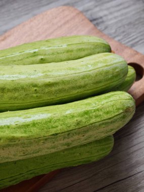 Kore'nin Taze Organik Sebze Salatalık