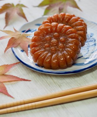 Kore geleneksel tatlılar Yakgwa, Bal Çerez ve Akçaağaç yaprağı