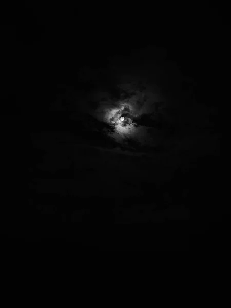 Lune Lune Les Nuages Photo Noir Blanc — Photo