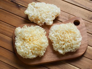 Asya gıda Kurutulmuş ağaç kulak mantarı, Macerate ağaç kulak mantarı