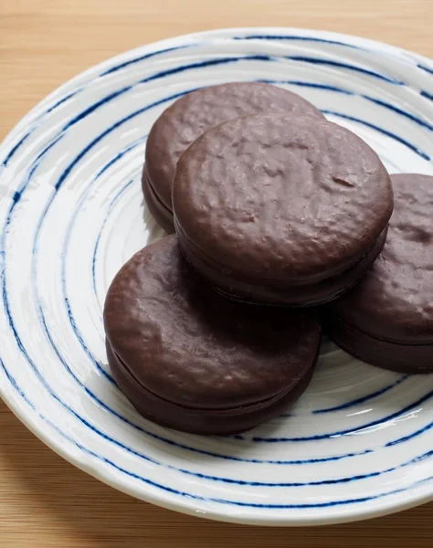 Choco Pie Στρογγυλό Γλυκά Σοκολάτα — Φωτογραφία Αρχείου